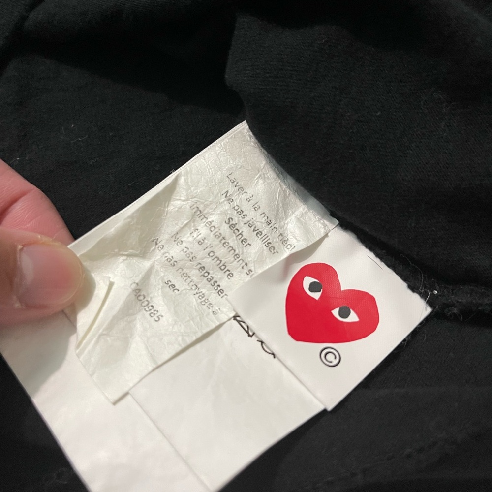 Comme Des Garcons black and white heart tshirt - Picture 5 of 7